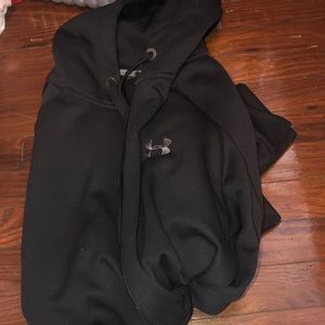 black under armor long sleeve zip up jacket